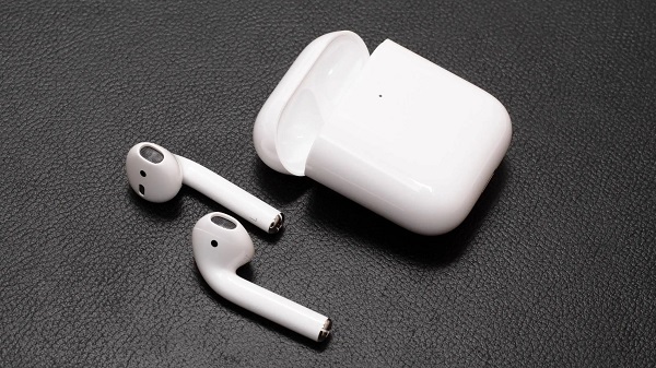 苹果返校季耳机和ipad是一起发货吗